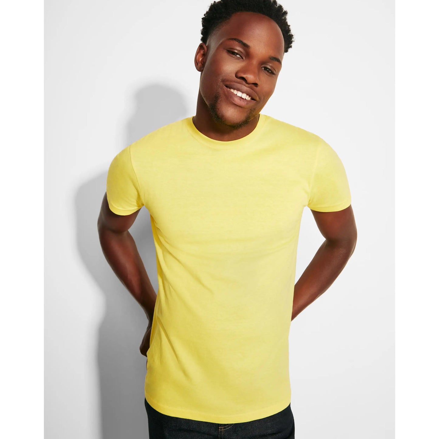 ROLY Pack de 3 Camisetas Básicas de Algodón 150g, Manga Corta en Gris, 100% Algodón, Perfectas para Otoño/Invierno, Comodidad y Estilo en Moda Masculina.