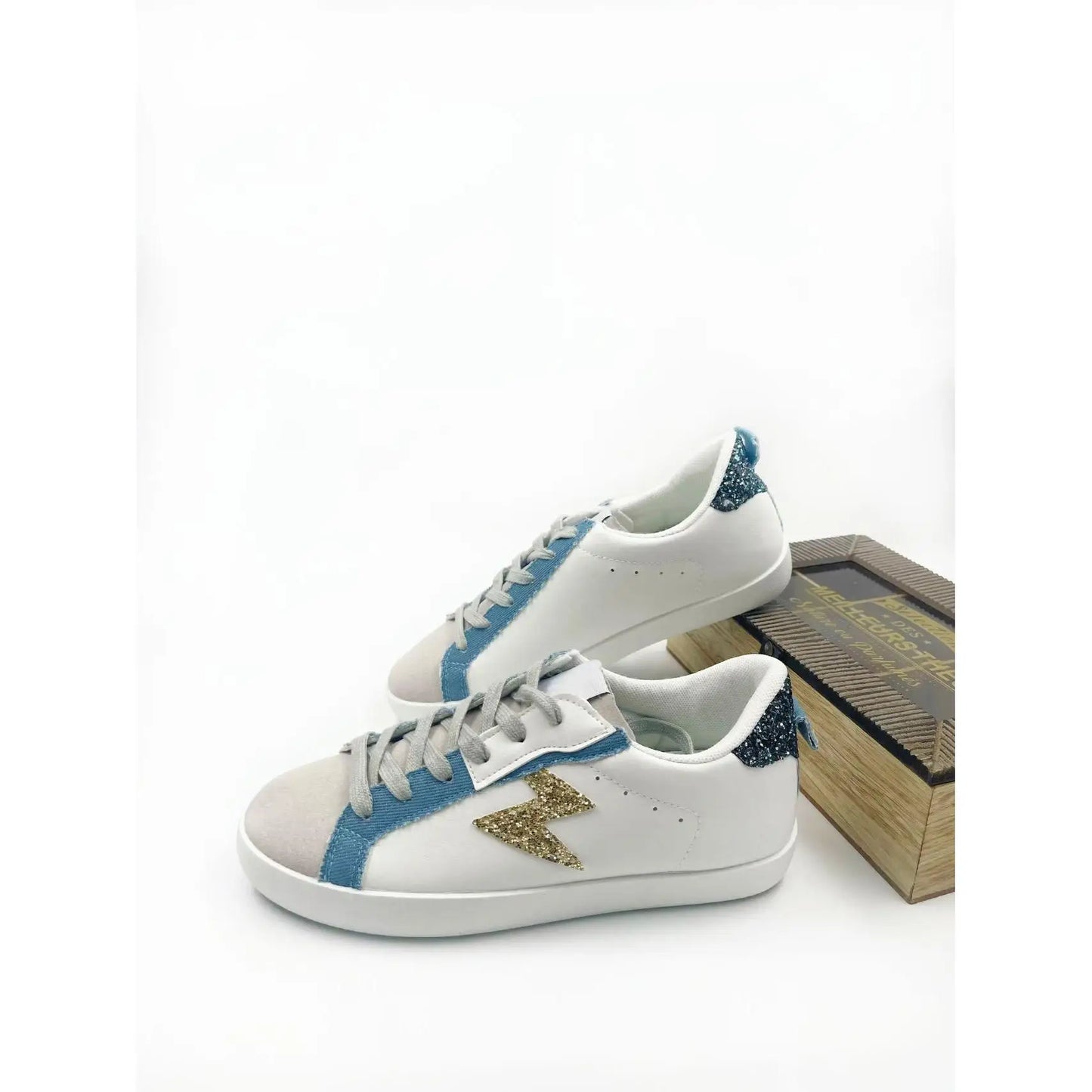 Women's Sneakers - Comfortable Lace-Up Sports Shoes, Abrasion-Resistant Rubber Sole, Versatile Styles in Various Colors, Easy-to-Clean Faux Leather Upper, Ideal for Daily Wear and Sports.