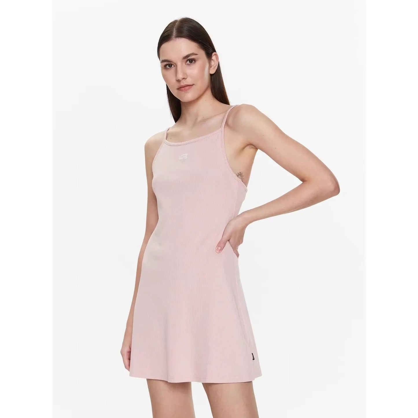 Vans Jessie Dress para mujer - Vestido acampanado con tirantes ajustables, suave mezcla de algodón (58% algodón, 38% poliéster, 4% elastano) para mayor comodidad y estilo, perfecto para fiestas o salidas informales.