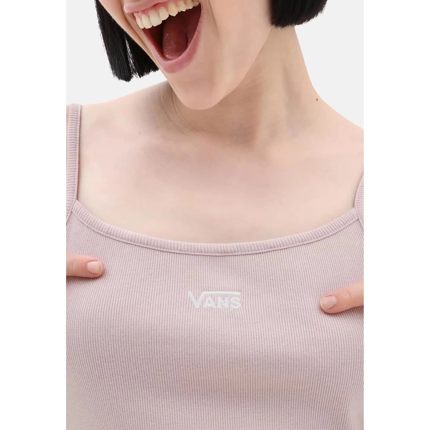 Vans Jessie Dress para mujer - Vestido acampanado con tirantes ajustables, suave mezcla de algodón (58% algodón, 38% poliéster, 4% elastano) para mayor comodidad y estilo, perfecto para fiestas o salidas informales.