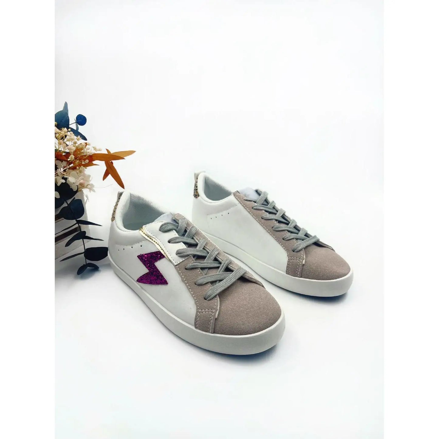 Women's Sneakers - Comfortable Lace-Up Sports Shoes, Abrasion-Resistant Rubber Sole, Versatile Styles in Various Colors, Easy-to-Clean Faux Leather Upper, Ideal for Daily Wear and Sports.