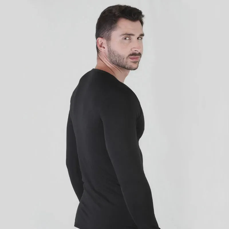 MVA Camiseta Térmica de Manga Larga 8100, Fabricada en 90% Poliamida y 10% Elastano, Cuello Redondo, Ajuste Slim y Diseño sin Costuras para Máxima Comodidad y Calor en Invierno. Perfecta para Deporte al Aire Libre o Uso Casual.
